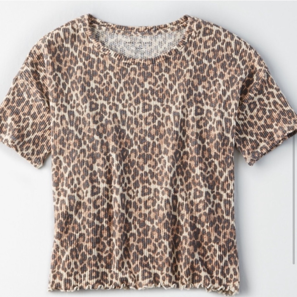 American Eagle ribbed cropped short sleeved top comfy stretchy loose fitting tee